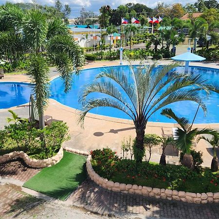 Airport Hotel Clark Clark Freeport Zone Exterior foto
