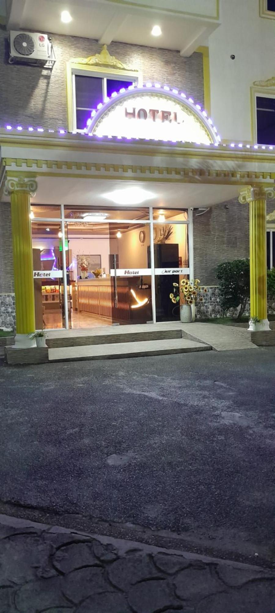Airport Hotel Clark Clark Freeport Zone Exterior foto